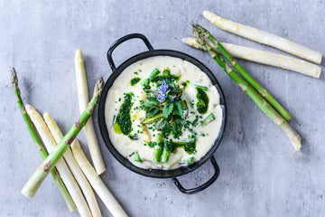 Spargel in cremiger Sauce – einfaches & schnelles Spargel Rezept