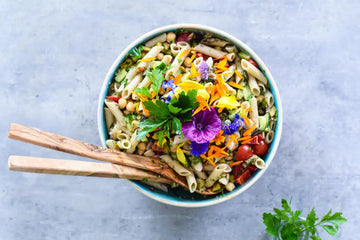 Gesunder Nudelsalat – proteinreich, sättigend & gut für die Darmflora